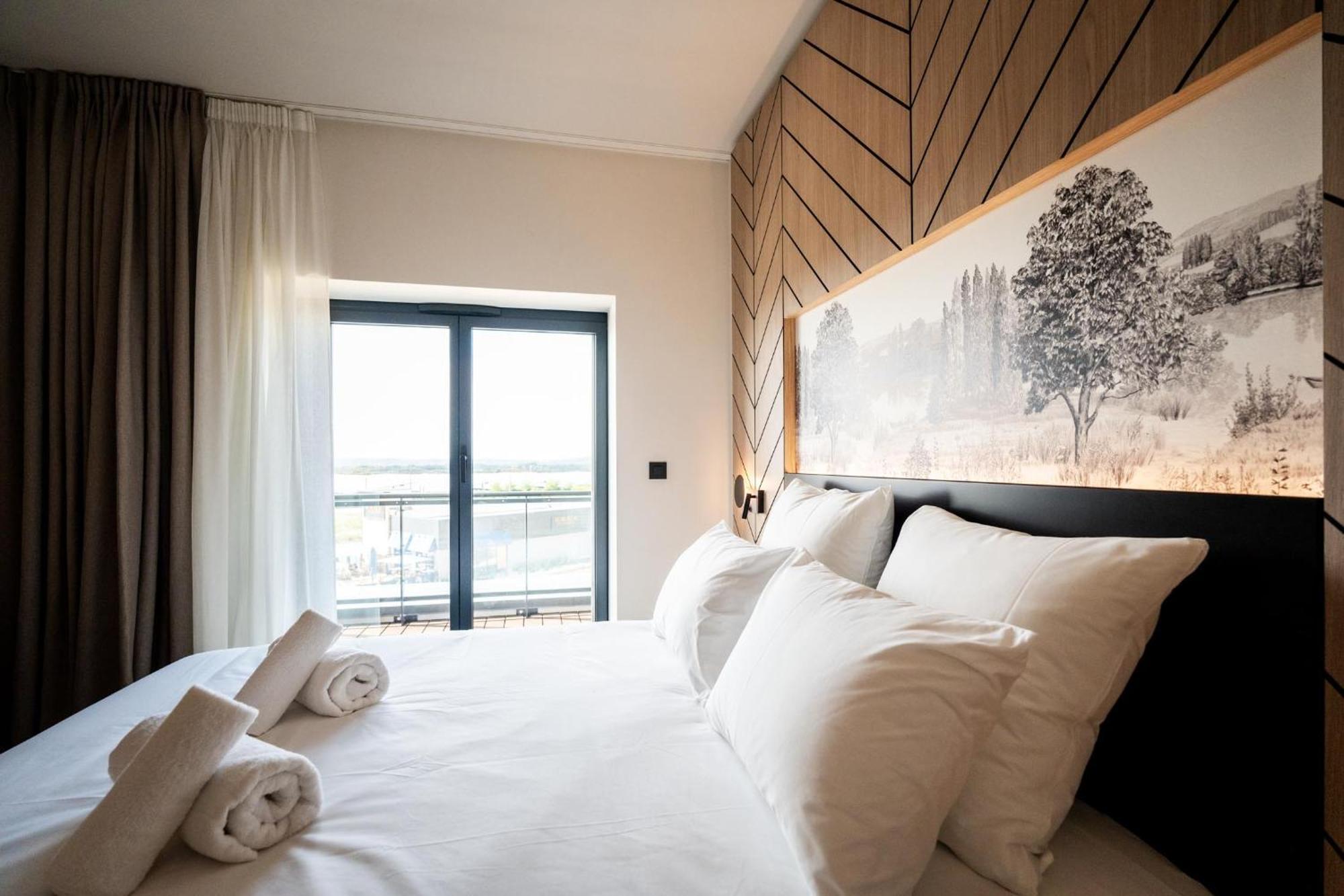Bo Hotels Ambronay Номер фото