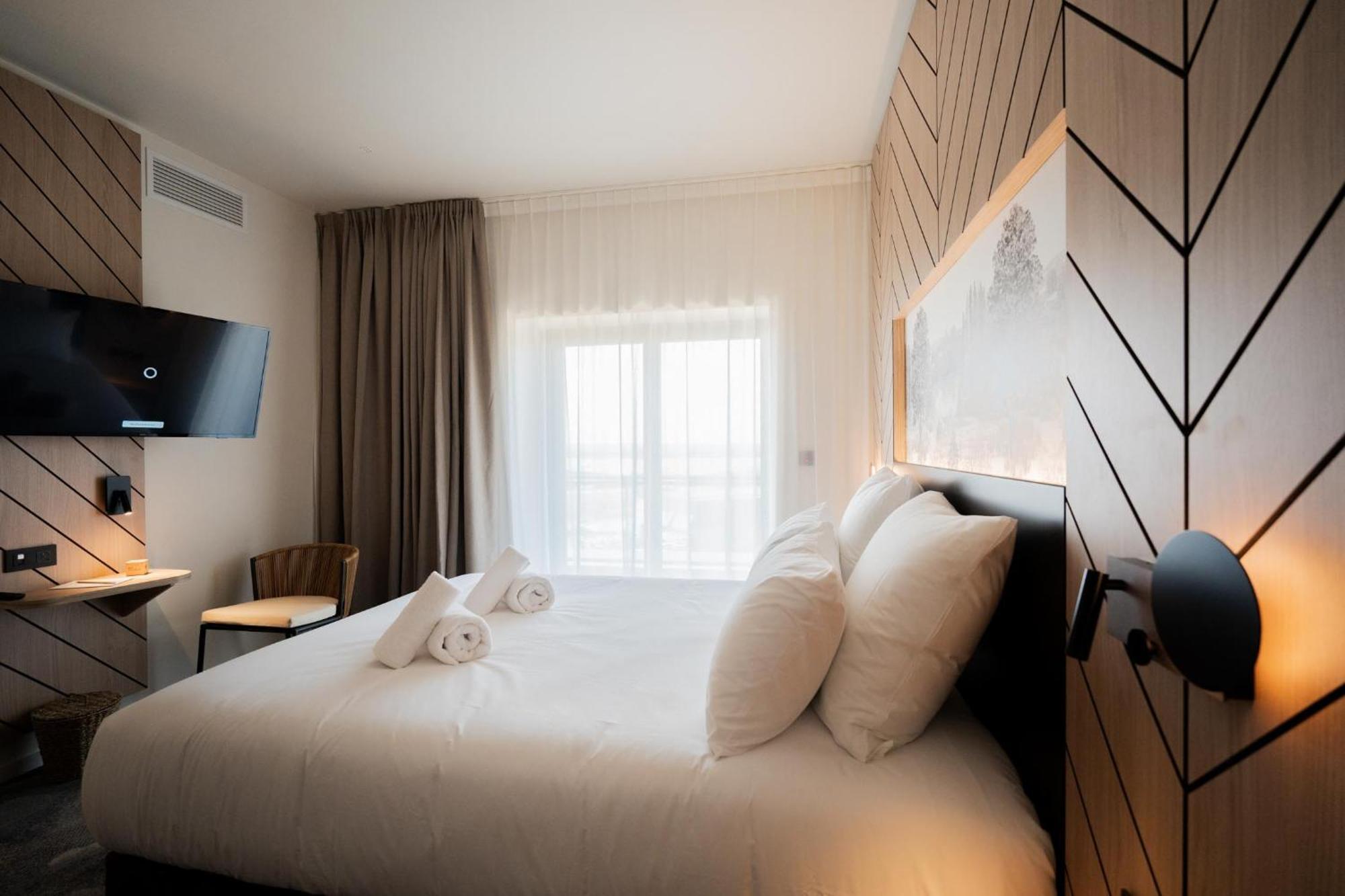 Bo Hotels Ambronay Номер фото
