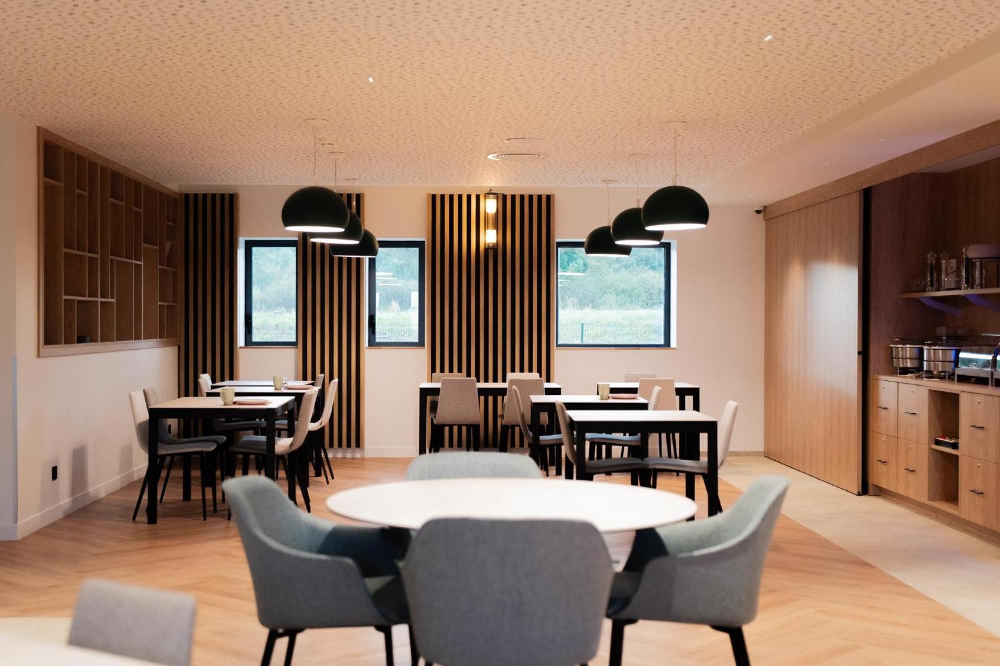Bo Hotels Ambronay Екстер'єр фото